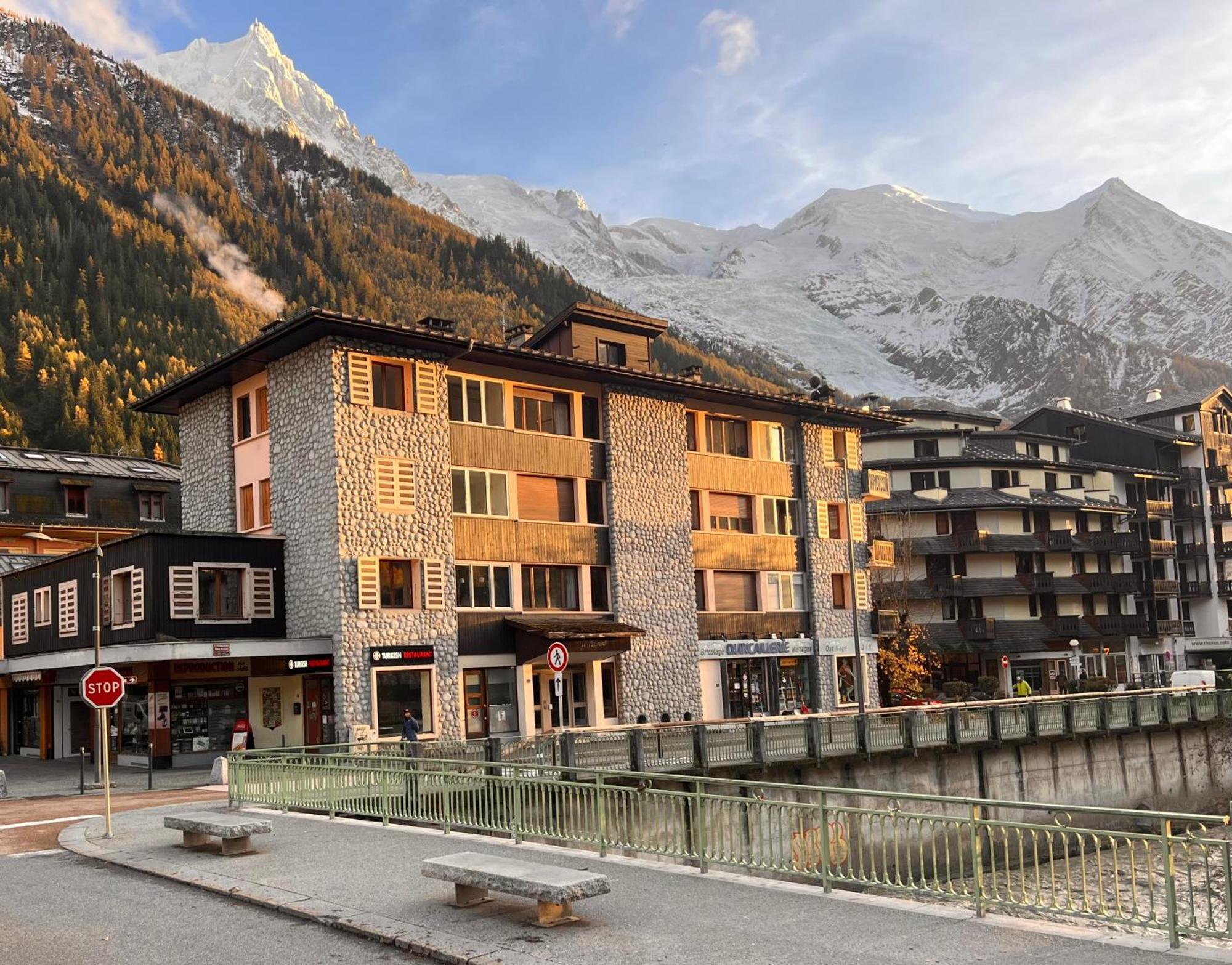 Chamonix City Center Luxury Studio Apartment Ngoại thất bức ảnh